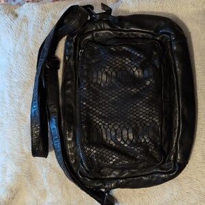 Indi & Cole Black Purse